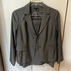 Women’s Blazer and Skirt set